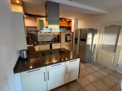 Küche/Küchenzeile in der Unterkunft Ferienhaus am Rhein mit Whirlpool und Sauna