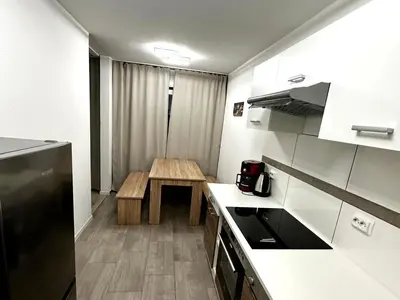 Küche/Küchenzeile in der Unterkunft Modern Apartment with Balcony in Duisburg