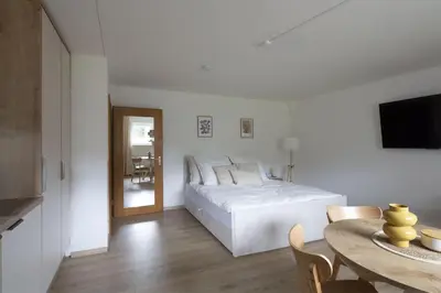 Ein Bett oder Betten in einem Zimmer der Unterkunft Modern Living in Mülheim Your Perfect Stay