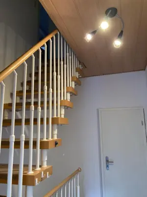 Grundriss der Unterkunft Ruhiges ganzes Apartment Self Check-in 45 m zwei Zimmer Groses Bad Badewanne Kochnische