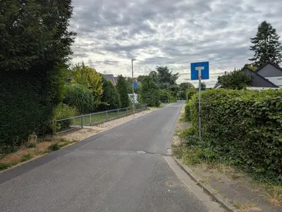 Grundriss der Unterkunft Blaues Haus - kleinere Doppelhaushälfte in Stadtkernnähe mit traumhaftem Bad und Küche