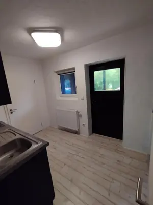 Küche/Küchenzeile in der Unterkunft Blaues Haus - kleinere Doppelhaushälfte in Stadtkernnähe mit traumhaftem Bad und Küche