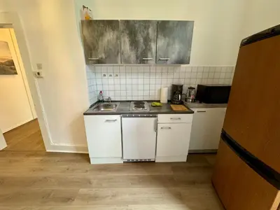 Küche/Küchenzeile in der Unterkunft Modern apartment in Solingen with perfect connections