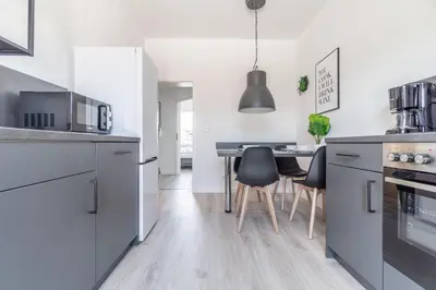 Küche/Küchenzeile in der Unterkunft Workers Home W136 l 2 Schlafzimmer für 4 Personen