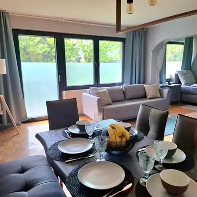 PK Apartment 2 in Seenähe & mit Garten