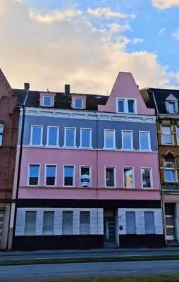 Das Gebäude in dem sich die Ferienwohnung befindet