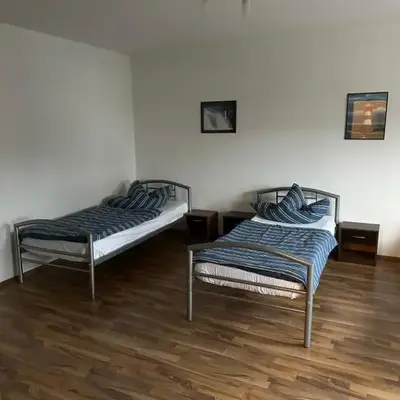 Helle Wohnung für 8 Personen mit 4 Schlafzimmern