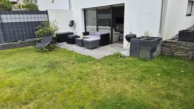 Ein Garten an der Unterkunft Ferienoase mit Garten - Ihr Tor zum Sauerland