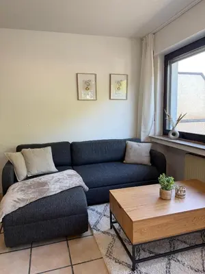 Ein Sitzbereich in der Unterkunft Monteurwohnung mit Balkon und Parkplatz