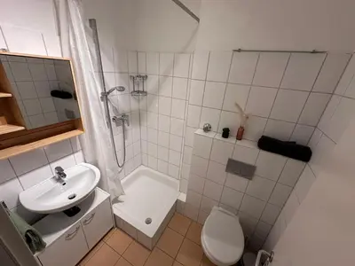 Ein Badezimmer in der Unterkunft Pott Spot Essener Innenstadt Ferienwohnung mit Küche