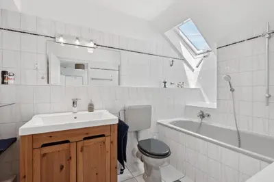 Ein Badezimmer in der Unterkunft High Class maisonette Apartment 2 bed 2 bathroom