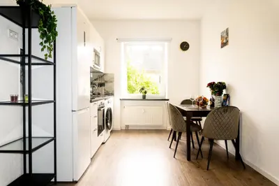 Küche/Küchenzeile in der Unterkunft Stilvolles 2-Zimmer Apartment Wuppertal