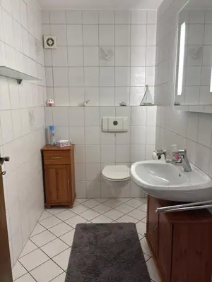 Ein Badezimmer in der Unterkunft Schöne Maisonette-Wohnung in ruhiger Lage