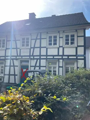 Das Gebäude in dem sich die Ferienwohnung befindet