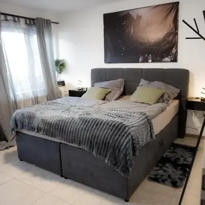 M House Do Modernes Privatzimmer mit Balkon & Self Check-in