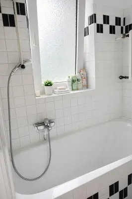 Ein Badezimmer in der Unterkunft 3 BR City Apartment near Messe Düsseldorf