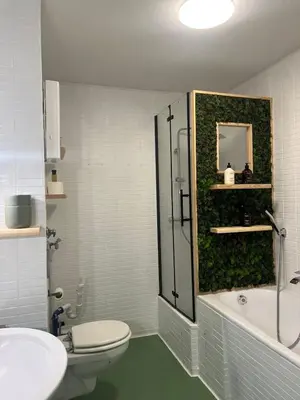 Ein Badezimmer in der Unterkunft Urban chic in Gerresheim, a place to feel good