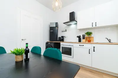 Küche/Küchenzeile in der Unterkunft Perfect for 6 Guests in Wuppertal - Suite - Netflix - Smart Home