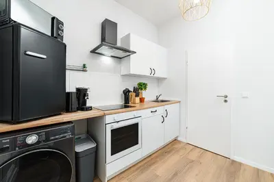 Küche/Küchenzeile in der Unterkunft Perfect for 6 Guests in Wuppertal - Suite - Netflix - Smart Home