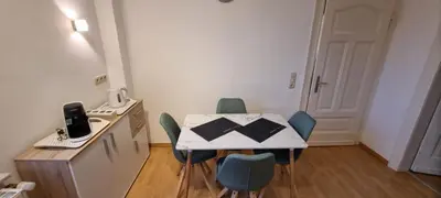 Küche/Küchenzeile in der Unterkunft Charmante, ruhige Erdgeschosswohnung mit Balkon