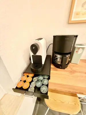 Küche/Küchenzeile in der Unterkunft Stylish City Apartment mit Beamer & Balkon Zentral