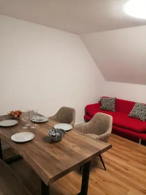 Ein Sitzbereich in der Unterkunft Schöne Ferienwohnung in Schwerte Central