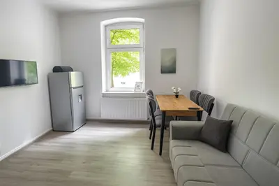 Ein Sitzbereich in der Unterkunft Livemore24 Apartment 1 in Herten 24-7 Check-In