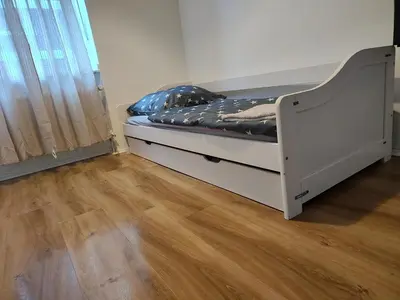 Ein Bett oder Betten in einem Zimmer der Unterkunft LivingStation Essen R1 bis R4