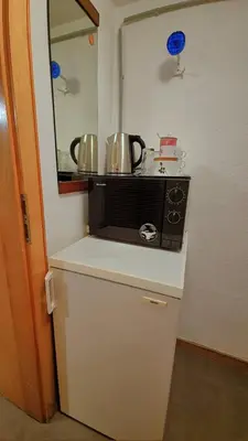 Küche/Küchenzeile in der Unterkunft Einzelzimmer Wohnkeller in Oberhausen Alstaden für 3 Personen ohne Küche, Gefrierschrank und Mikrowelle Vorhanden!!