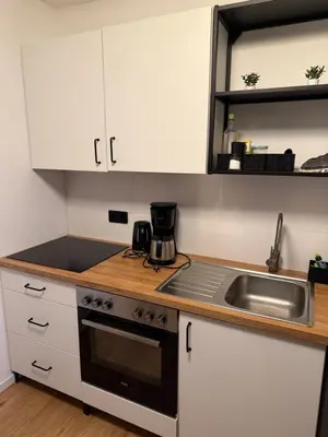 Küche/Küchenzeile in der Unterkunft Krausiebers Wohlfühlapartment - Moderne Unterkunft an der A44 Velbert-Heiligenhaus