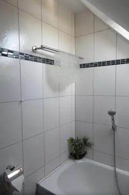 Ein Badezimmer in der Unterkunft Flughafenapartement Sky View