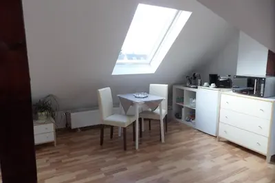 Küche/Küchenzeile in der Unterkunft Flughafenapartement Sky View