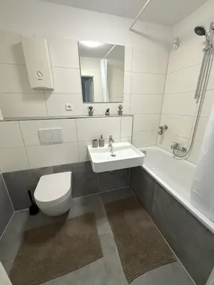 Ein Badezimmer in der Unterkunft Stylish 4-Person CityNest Wuppertal Near Hbf