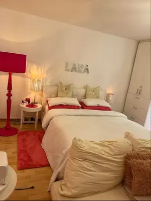 Ein Bett oder Betten in einem Zimmer der Unterkunft Charmante Suite im Untergeschoss