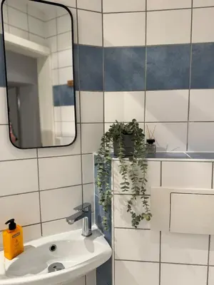 Ein Badezimmer in der Unterkunft Großes Loft in Duisburg direkt an der U79, nähe Hauptbahnhof