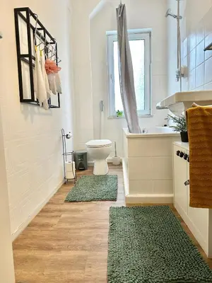 Ein Badezimmer in der Unterkunft VAJAGIC 3 - Apartment 6 Pers, 2 Schlafzimmer, Messe, Uni Klinik