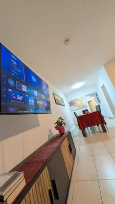 TV/Unterhaltungsangebot in der Unterkunft Alex Garden Apartments - EG - Terrasse - WLAN und Küche