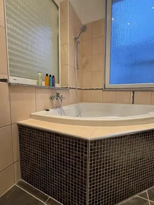 Ein Badezimmer in der Unterkunft Themenzimmer Pusteblume Nähe Hauptbahnhof