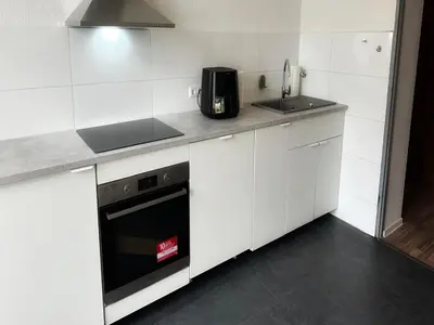 Küche/Küchenzeile in der Unterkunft Spacious and Comfy Apartment in Wuppertal