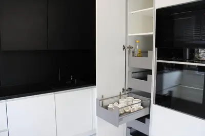 Küche/Küchenzeile in der Unterkunft Central apartment with XXL TV, full kitchen & fireplace