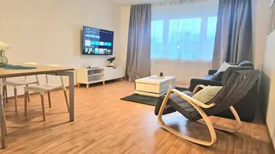 TV/Unterhaltungsangebot in der Unterkunft 3 Zimmer I Küche I Balkon I WLAN I Parken I Seepark