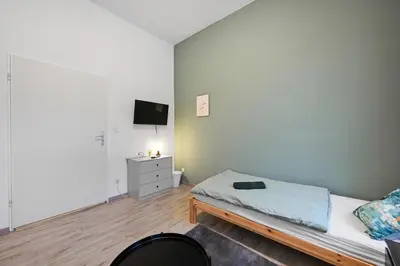 Ein Bett oder Betten in einem Zimmer der Unterkunft Perfect for 5 Guests - Netflix - Parking - Duisburg - Smart Home