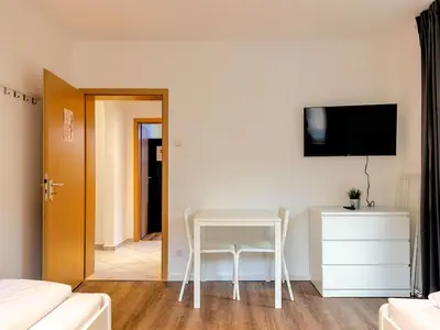 TV/Unterhaltungsangebot in der Unterkunft BudgetRoom 3 Bedroom Perfect for Teams