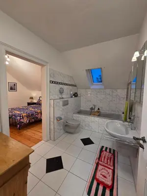 Ein Badezimmer in der Unterkunft Quartier1905 charmanter Altbau waldnah & verkehrsgünstig