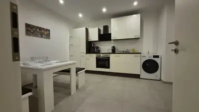 Küche/Küchenzeile in der Unterkunft Gästehaus Hagen 6 Betten, Parkplatz, Küche, WLAN Easybooking24