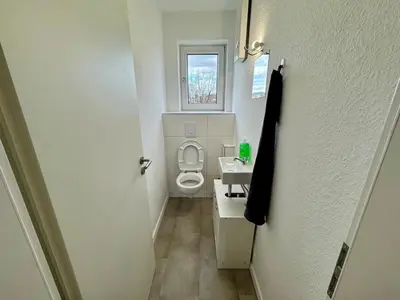 Ein Badezimmer in der Unterkunft 8P apartment in Wuppertal with balcony and view