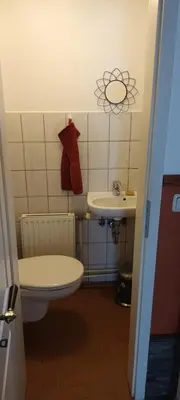 Ein Badezimmer in der Unterkunft Fachwerkhaus mit Garten nah an Stadt und Natur