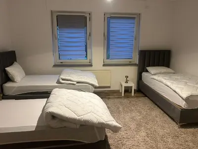 Ein Bett oder Betten in einem Zimmer der Unterkunft Monteurzimmer Auras