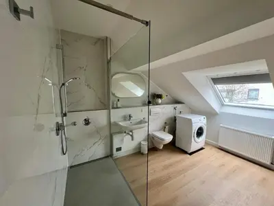 Ein Badezimmer in der Unterkunft Living in Ohligs Dachgeschoss 4 Personen