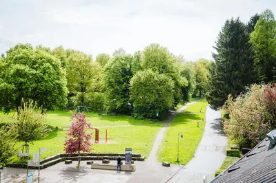 Ein Garten an der Unterkunft Ruhrtal Loft